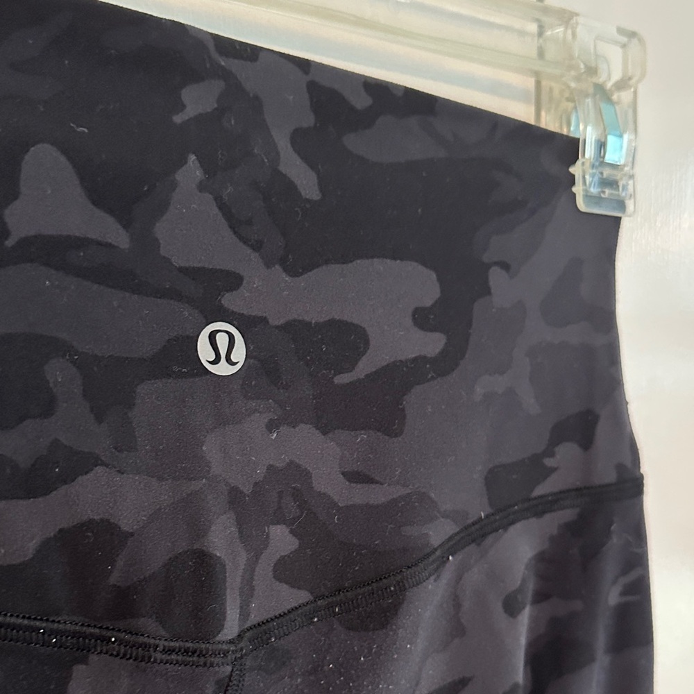 Pre-loved | lululemon Align 25” Camouflage Leggings